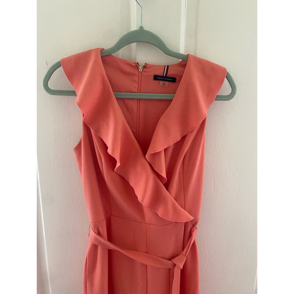Women’s Tommy Hilfiger Size 8 color Peach Jumpsuit belted